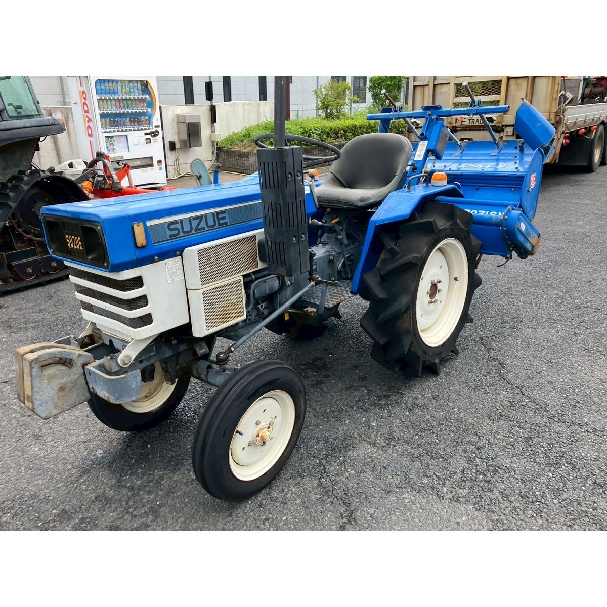 SUZUE Tractor